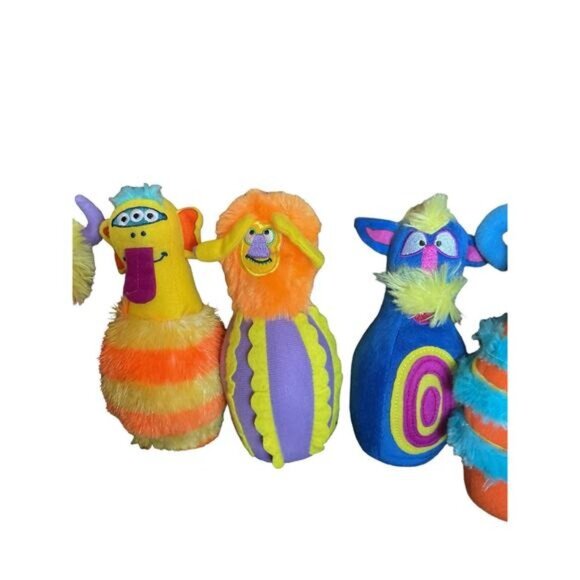 Colorful Plush Monster Bowling Set For Kids - Picture 4 of 8